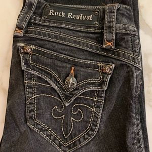 ROCK REVIVAL JEANS. BOOT. 28